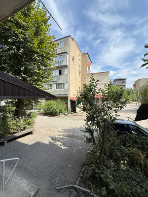 Продам трехкомнатную (3-комн.) квартиру, Щаденко ул, 29, Нальчик г