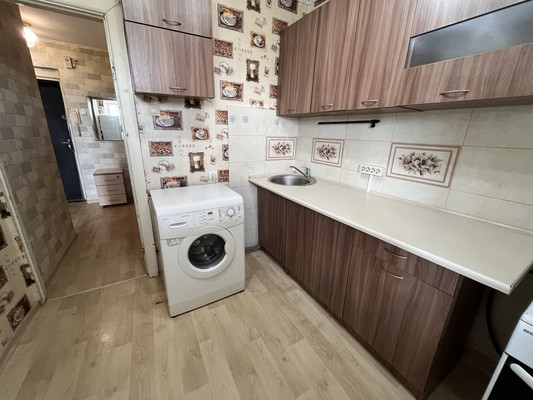 Продам однокомнатную (1-комн.) квартиру, Батальная ул, 67кА, Калининград г