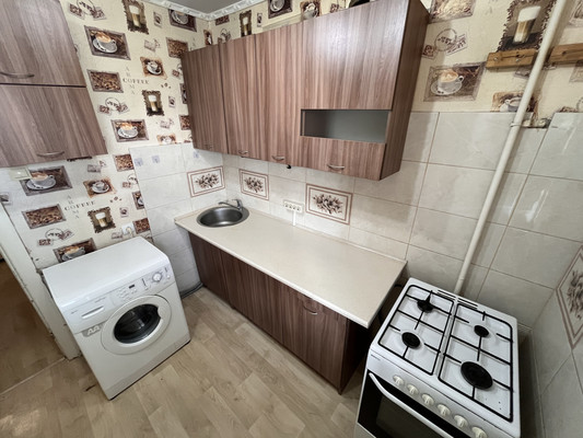 Продам однокомнатную (1-комн.) квартиру, Батальная ул, 67кА, Калининград г