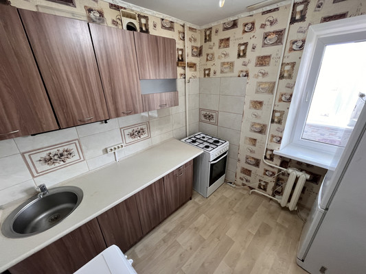 Продам однокомнатную (1-комн.) квартиру, Батальная ул, 67кА, Калининград г