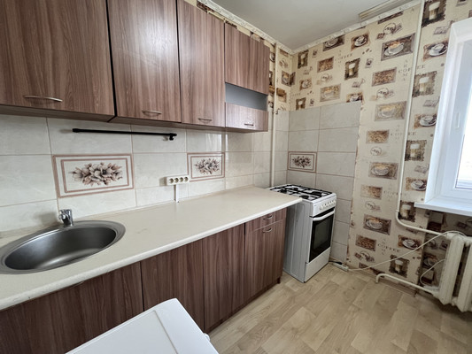 Продам однокомнатную (1-комн.) квартиру, Батальная ул, 67кА, Калининград г