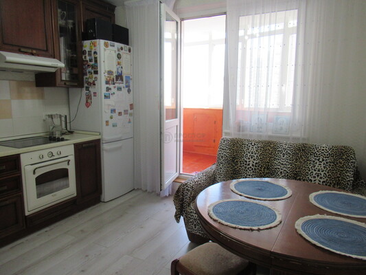 Продам однокомнатную (1-комн.) квартиру, Новаторов ул, 36к5, Москва г