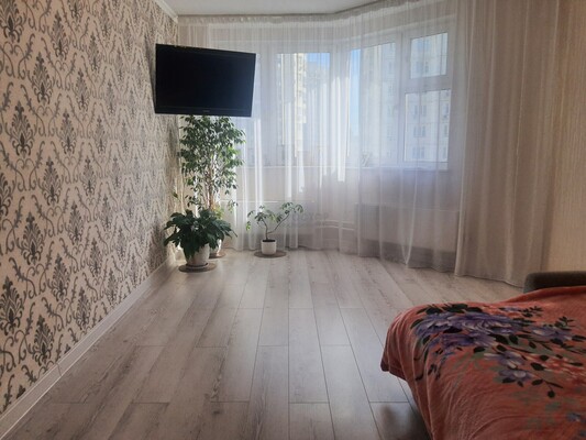 Продам однокомнатную (1-комн.) квартиру, Новаторов ул, 36к5, Москва г