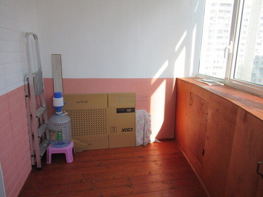 Продам однокомнатную (1-комн.) квартиру, Новаторов ул, 36к5, Москва г