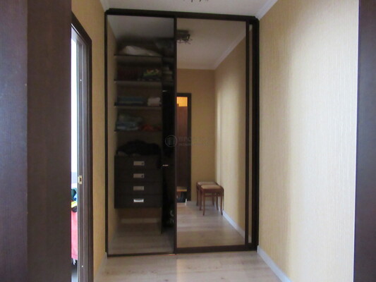 Продам однокомнатную (1-комн.) квартиру, Новаторов ул, 36к5, Москва г