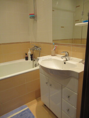 Продам однокомнатную (1-комн.) квартиру, Новаторов ул, 36к5, Москва г