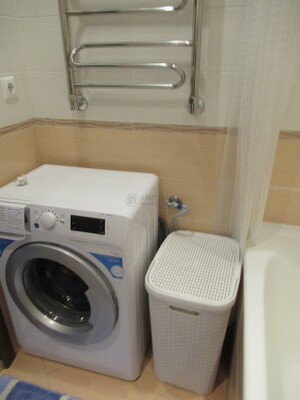 Продам однокомнатную (1-комн.) квартиру, Новаторов ул, 36к5, Москва г