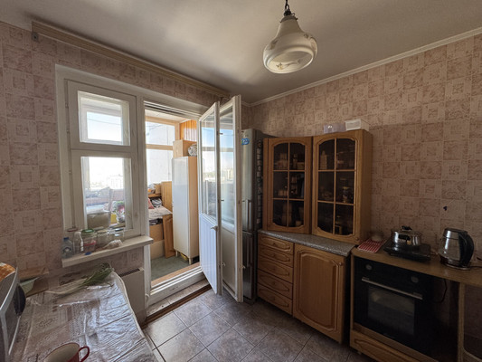 Продам двухкомнатную (2-комн.) квартиру, Генерала Кузнецова ул, 19к1, Москва г