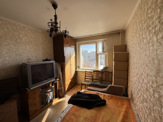 Продам двухкомнатную (2-комн.) квартиру, Генерала Кузнецова ул, 19к1, Москва г