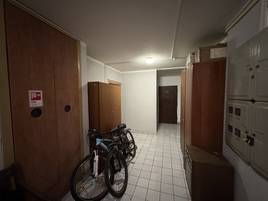 Продам двухкомнатную (2-комн.) квартиру, Генерала Кузнецова ул, 19к1, Москва г