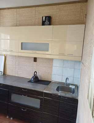 Продам однокомнатную (1-комн.) квартиру, Гагарина ул, 9, Волгодонск г