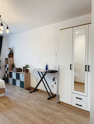 Продам однокомнатную (1-комн.) квартиру, Тихая ул, 16в, Калининград г