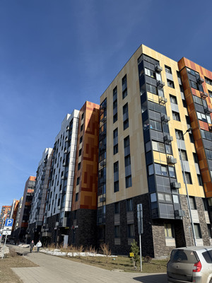 Продам двухкомнатную (2-комн.) квартиру, Победы ул, 1к6, Десна д