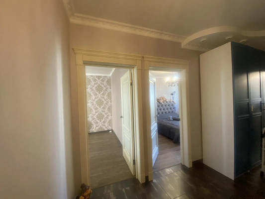 Продам двухкомнатную (2-комн.) квартиру, Адмирала Лазарева ул, 52, Москва г