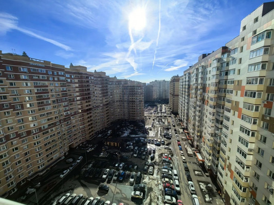 Продам однокомнатную (1-комн.) квартиру, Зеленые аллеи б-р, 14, Видное г