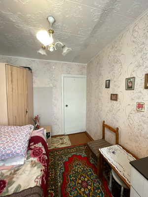 Продам трехкомнатную (3-комн.) квартиру, Чехова ул, 106, Ишим г