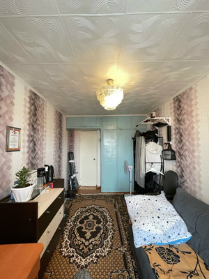 Продам трехкомнатную (3-комн.) квартиру, Чехова ул, 106, Ишим г