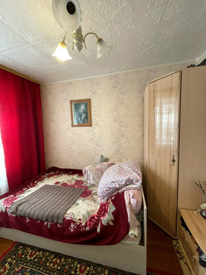 Продам трехкомнатную (3-комн.) квартиру, Чехова ул, 106, Ишим г