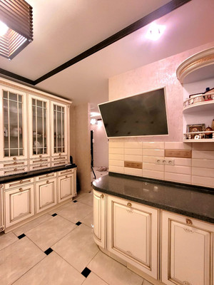 Продам многокомнатную квартиру, Космонавтов пр-кт, 25/1, Ростов-на-Дону г