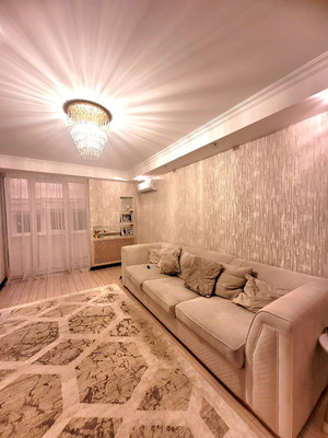 Продам многокомнатную квартиру, Космонавтов пр-кт, 25/1, Ростов-на-Дону г