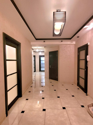 Продам многокомнатную квартиру, Космонавтов пр-кт, 25/1, Ростов-на-Дону г