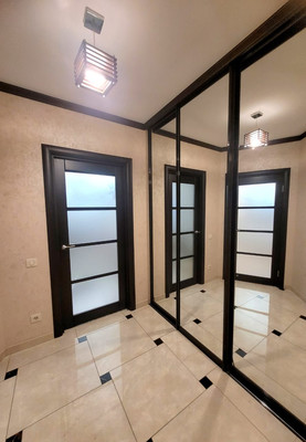 Продам многокомнатную квартиру, Космонавтов пр-кт, 25/1, Ростов-на-Дону г