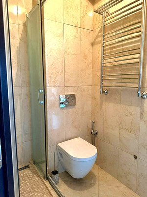 Продам многокомнатную квартиру, Космонавтов пр-кт, 25/1, Ростов-на-Дону г