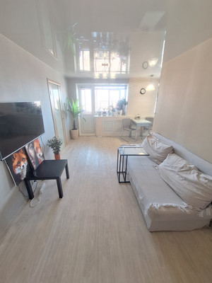 Продам трехкомнатную (3-комн.) квартиру, Заломова ул, 4, Нижний Новгород г