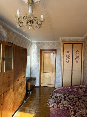 Продам трехкомнатную (3-комн.) квартиру, Кузнецовская ул, 10А, Санкт-Петербург г