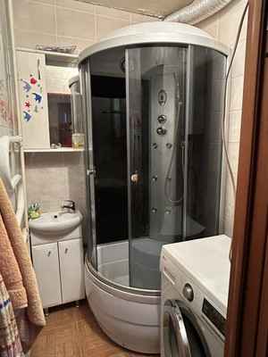 Продам трехкомнатную (3-комн.) квартиру, Кузнецовская ул, 10А, Санкт-Петербург г