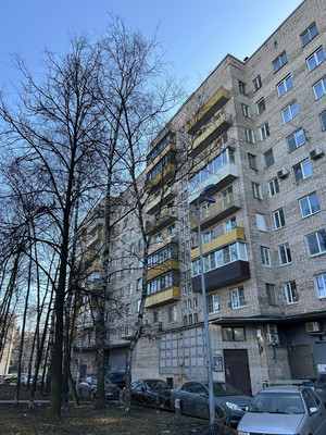Продам трехкомнатную (3-комн.) квартиру, Кузнецовская ул, 10А, Санкт-Петербург г