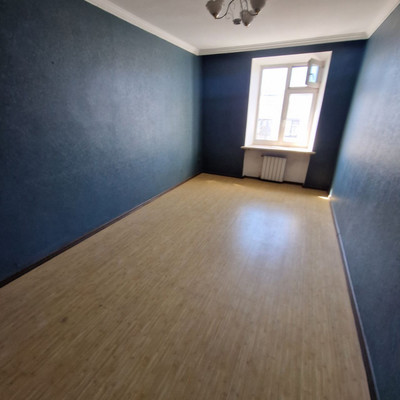 Продам трехкомнатную (3-комн.) квартиру, Дзержинского ул, 29, Иркутск г