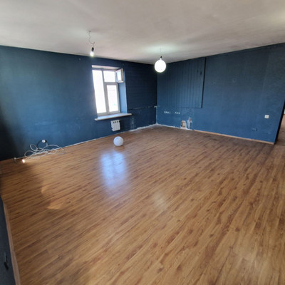 Продам трехкомнатную (3-комн.) квартиру, Дзержинского ул, 29, Иркутск г