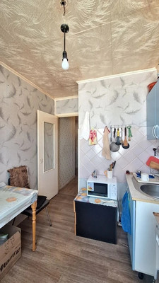 Продам двухкомнатную (2-комн.) квартиру, Ленина ул, 22, Большевик п