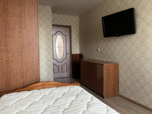 Продам трехкомнатную (3-комн.) квартиру, Ибрагимова пр-кт, 45, Казань г