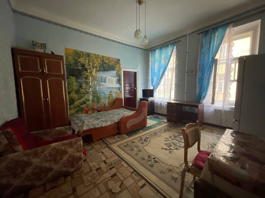 Продам 2-комн. в 5-комн. квартире, Литейный пр-кт, 31А, Санкт-Петербург г