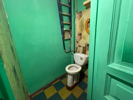 Продам 2-комн. в 5-комн. квартире, Литейный пр-кт, 31А, Санкт-Петербург г