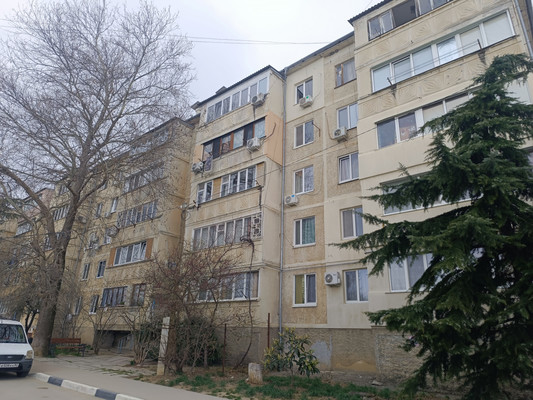 Продам трехкомнатную (3-комн.) квартиру, Утренняя ул, 10, Малый Маяк с