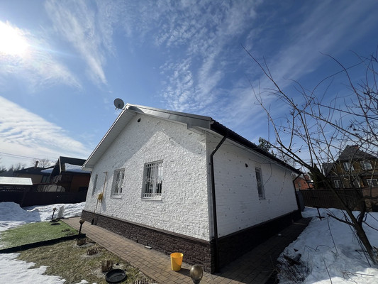 Продам дом, Новомосковская ул, 113Ак118, Москва г, 0 км от города