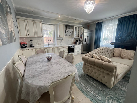 Продам дом, Новомосковская ул, 113Ак118, Москва г, 0 км от города