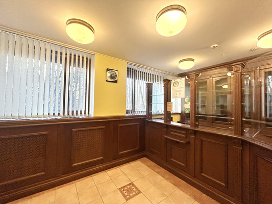 Продам торговое помещение 150 м2, 2-й Муринский пр-кт, 39, Санкт-Петербург г