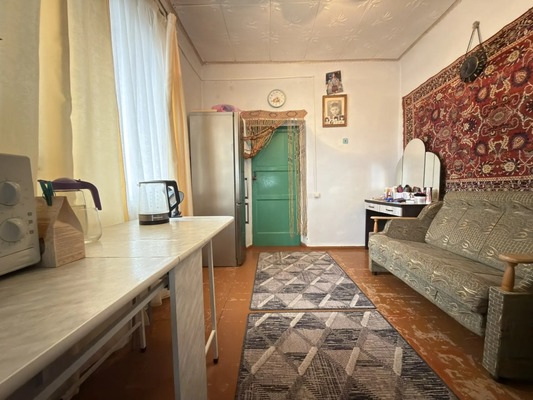 Продам двухкомнатную (2-комн.) квартиру, Восточная ул, 6, Армавир г