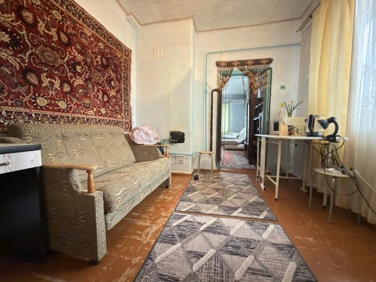 Продам двухкомнатную (2-комн.) квартиру, Восточная ул, 6, Армавир г