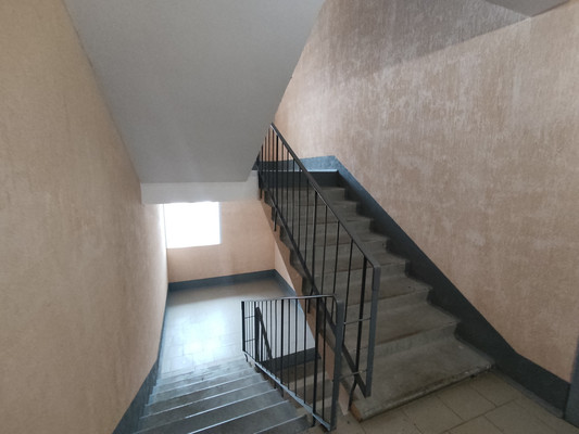 Продам однокомнатную (1-комн.) квартиру, Озёрная ул, 14к3, Великий Новгород г