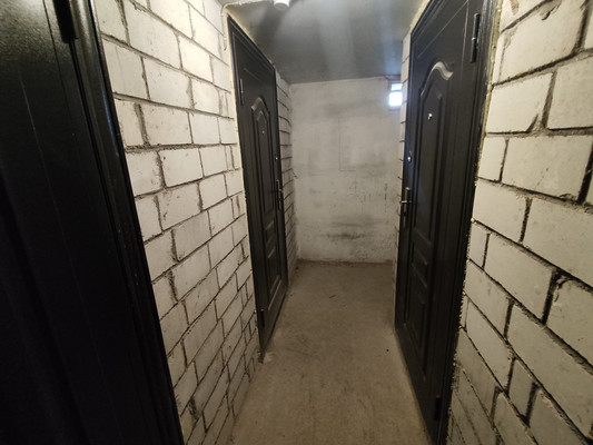 Продам однокомнатную (1-комн.) квартиру, Озёрная ул, 14к3, Великий Новгород г