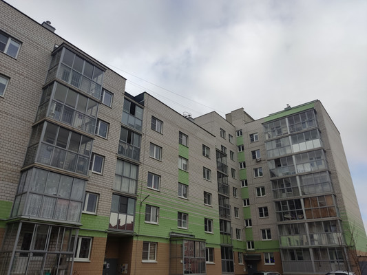 Продам однокомнатную (1-комн.) квартиру, Озёрная ул, 14к3, Великий Новгород г