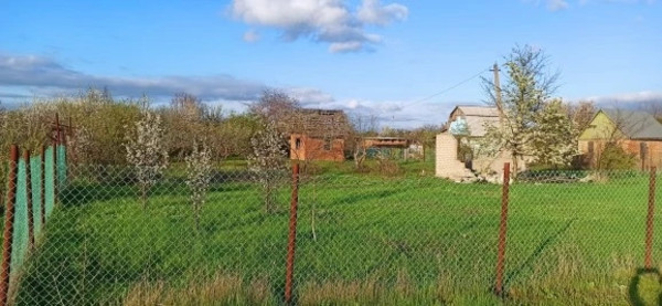 Продам участок 5,8 соток, Фермерское хоз., СНТ Маяк тер, 1084, Волгодонск г, 0 км от города