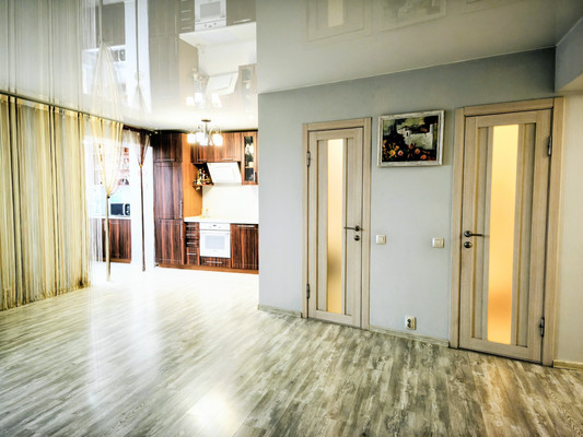 Продам трехкомнатную (3-комн.) квартиру, Капустина ул, 10/1, Ростов-на-Дону г