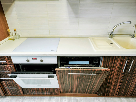 Продам трехкомнатную (3-комн.) квартиру, Капустина ул, 10/1, Ростов-на-Дону г