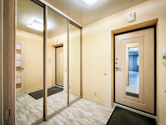 Продам трехкомнатную (3-комн.) квартиру, Капустина ул, 10/1, Ростов-на-Дону г